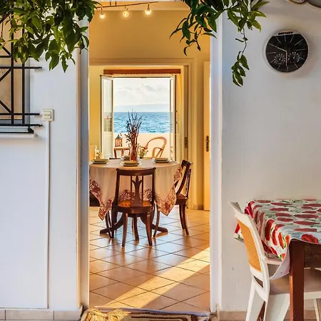 Διαμέρισμα On The - Akroyali Family Ακρογιάλι