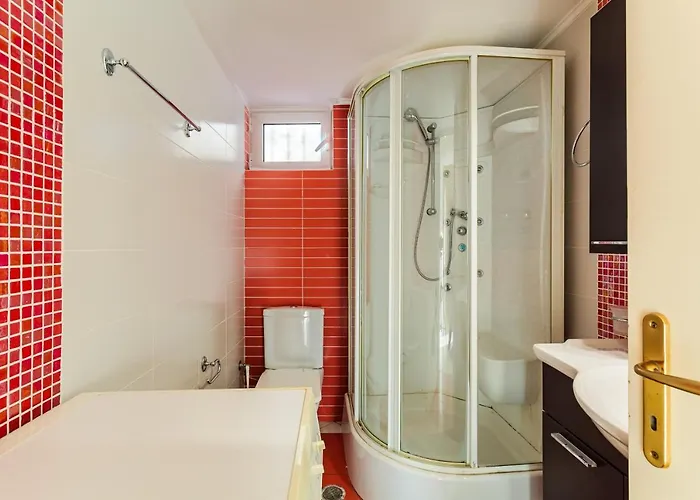 On The - Akroyali Family