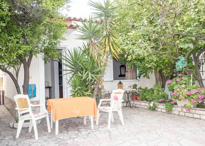 Apartman On The - Akroyali Family *